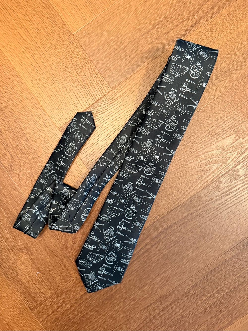 Star Wars Black & Silver Spaceship Novelty Necktie